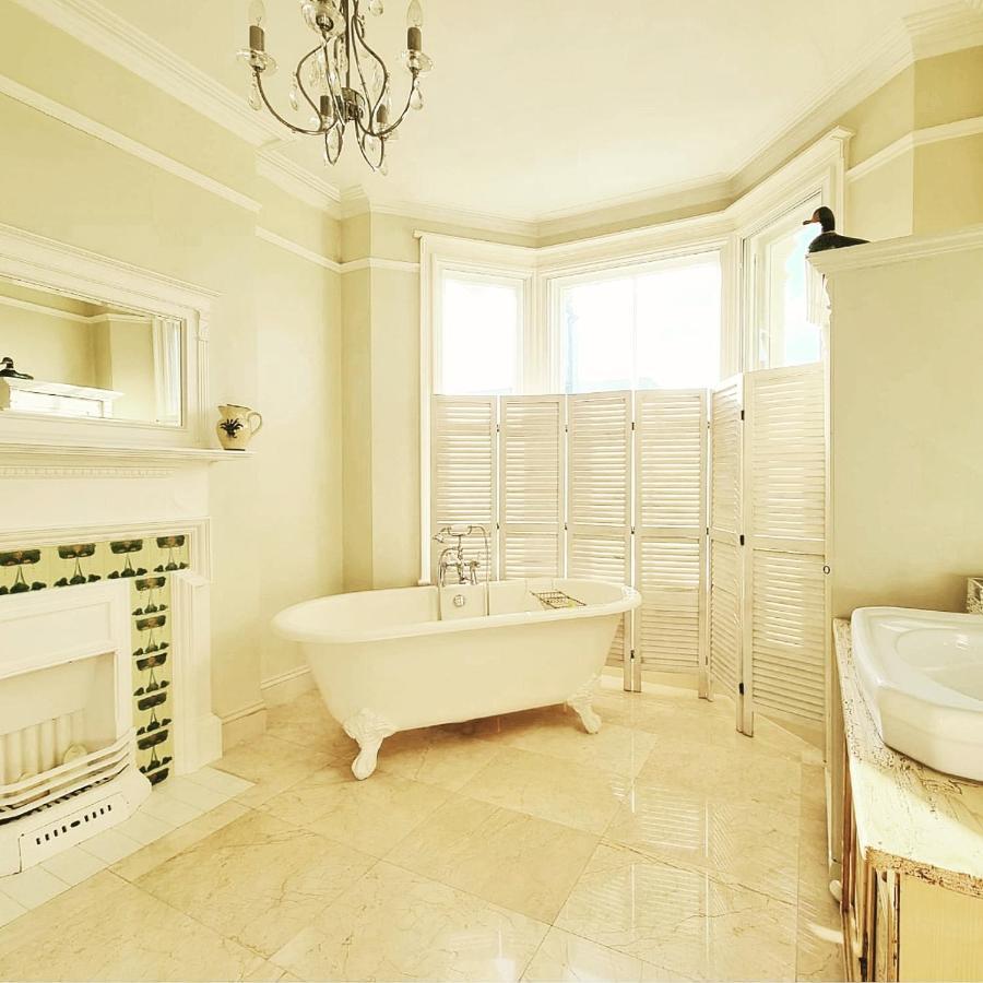West Hill Retreat Edwardian Balcony Ensuite With Room Served Breakfast & Free Parking Hastings Esterno foto